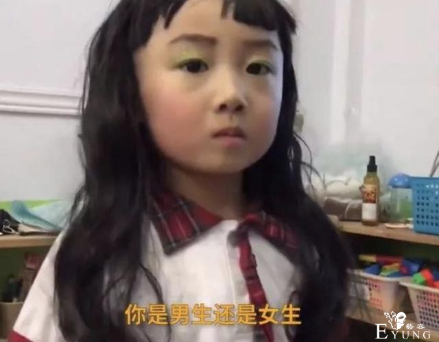 16岁高中生“男扮女装”走红，甜蜜形象吸粉无数，女同学：羡慕-6.jpg