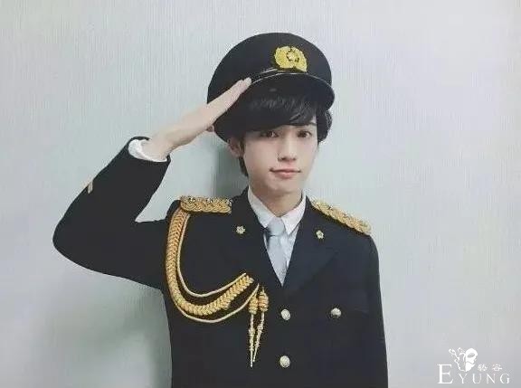 日本最强女装大佬！扮女生毫无违和感，神似桥本环奈，比女生还美-27.jpg