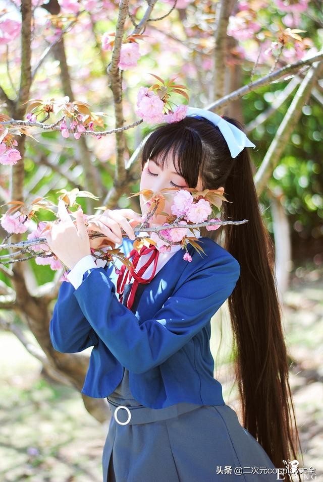青春靓丽的长发少女，叶月恋cos，仿佛一缕阳光照进了我心里-2.jpg