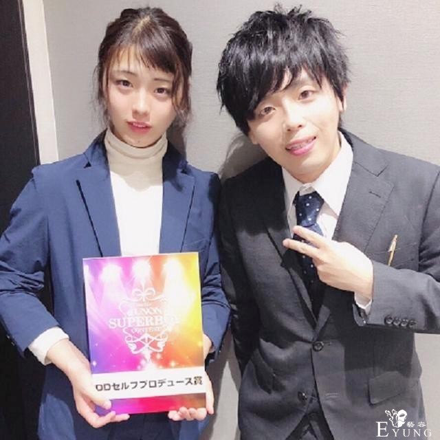 日本“男扮女”高中生走红，看见“异装”后的样子，女生惭愧低头-6.jpg