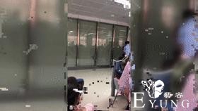 大跌眼镜！男子穿女装潜入南宁某高校图书馆，疑做出不雅动作…-2.jpg