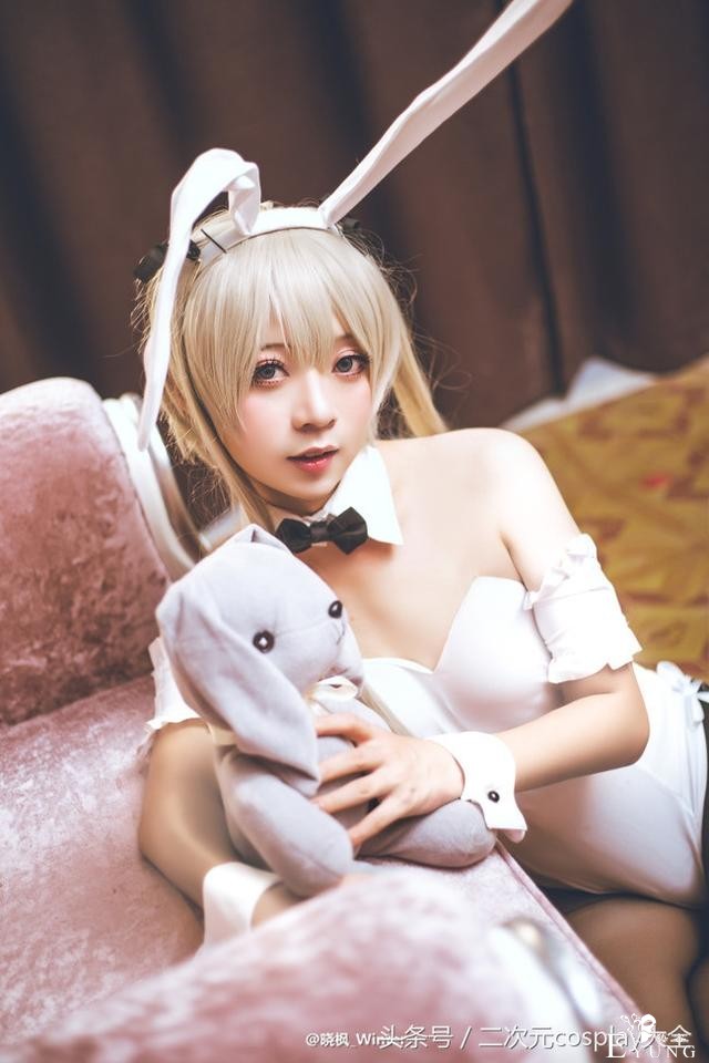 《缘之空》穹妹兔女郎cos，黑丝大长腿，这么可爱居然是男孩子？-7.jpg