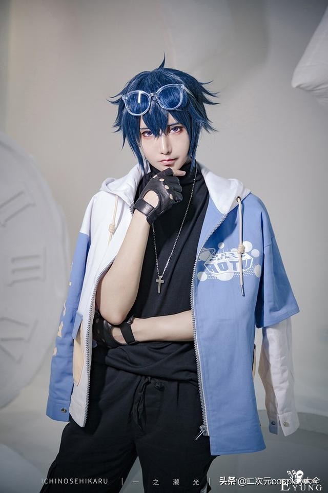 《凹凸世界》雷狮&amp;安迷修cos，原力星球衍生服，帅气又心动的颜值-4.jpg