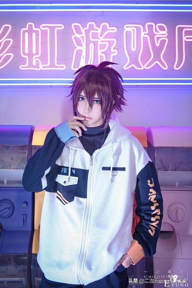 《凹凸世界》雷狮&amp;安迷修cos，原力星球衍生服，帅气又心动的颜值-8.jpg