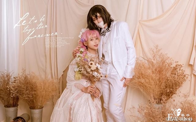 《鬼灭之刃》恋柱&amp;蛇柱，现代版同人cos，甜到了要一直幸福啊-1.jpg