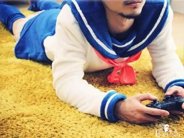 助你成功成为伪娘，日本推出男性居家水手服-3.jpg