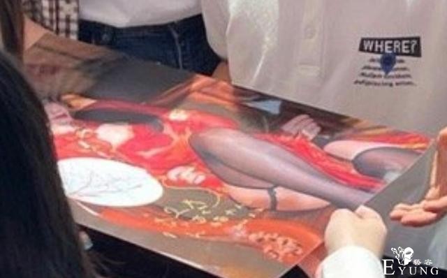 漫展签售嘉宾被骂？只因有小学生当场购买她的“cos作品”-2.jpg