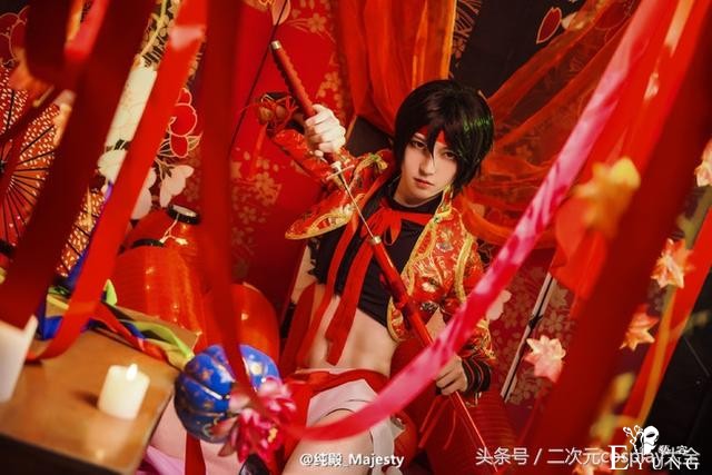 《艳汉》吉原诗郎cos，人美布景更美，好看又撩人！-7.jpg