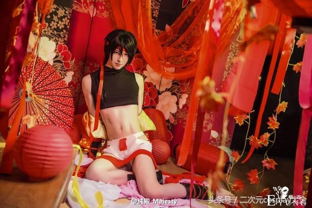 《艳汉》吉原诗郎cos，人美布景更美，好看又撩人！-9.jpg