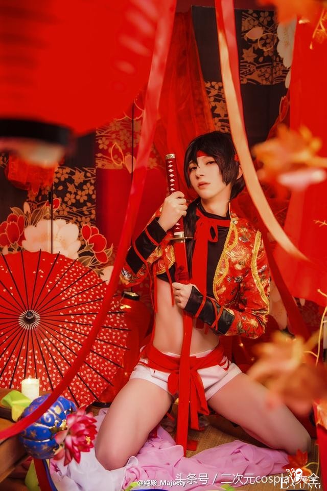 《艳汉》吉原诗郎cos，人美布景更美，好看又撩人！-14.jpg