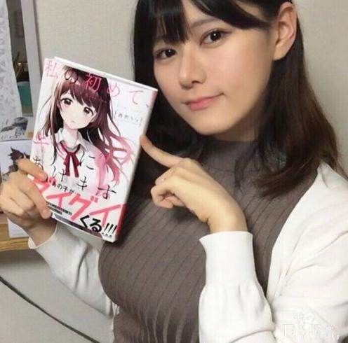 本子画师们画画也需要参考，有的还拿自己当模特呢-5.jpg