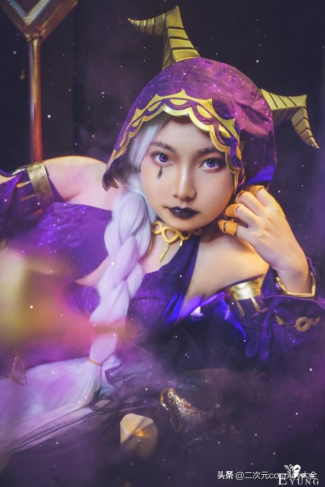 太美了！《第五人格》祭司cos，有种特别的迷人魅力-6.jpg
