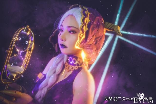 太美了！《第五人格》祭司cos，有种特别的迷人魅力-9.jpg