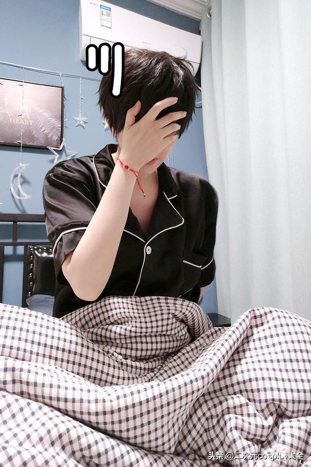伪装学渣cos：天呐，谢俞梦到贺朝开挖掘机啦-6.jpg