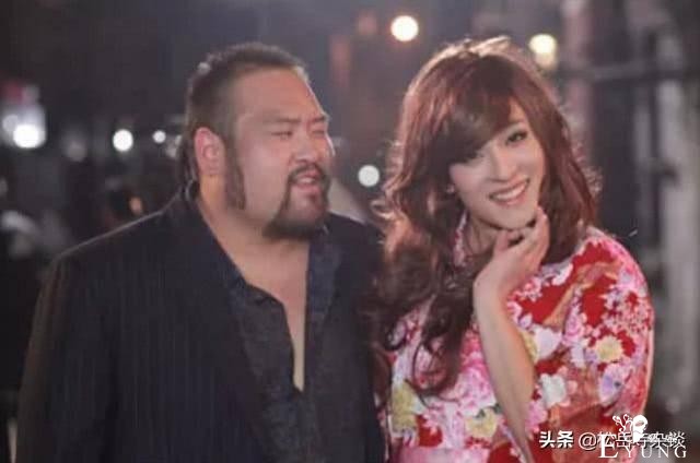 影视剧里那些男扮女装 有的真美 有的辣眼睛-2.jpg