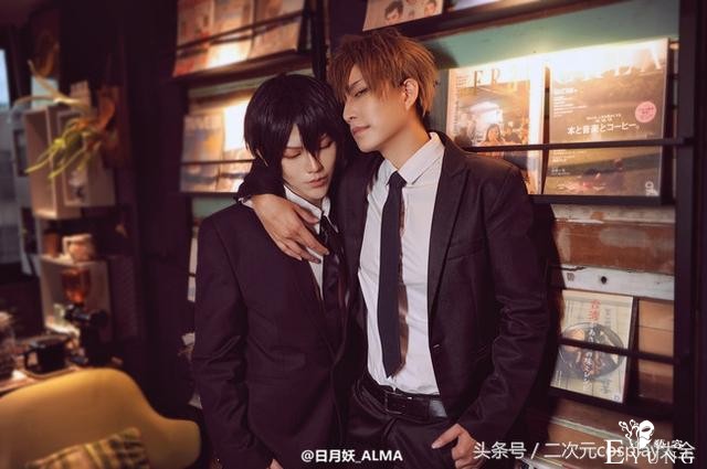 我让最想被拥抱的男人给威胁了，耽美漫cos帅到我脸红心跳！-11.jpg