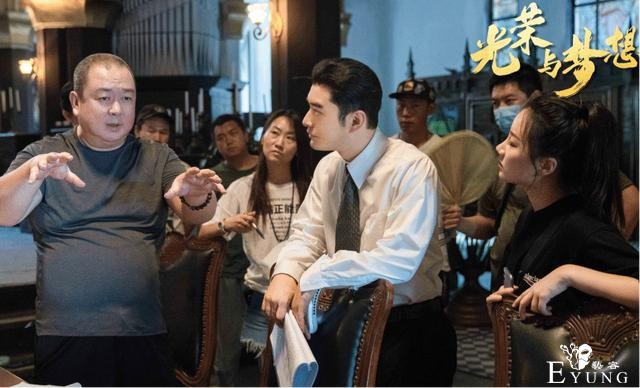 四大中生拉开差距，黄晓明坚持拍戏，邓超变综艺咖，刘烨掉队严重-17.jpg