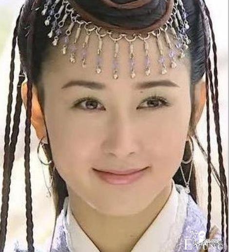 嫁给身家50亿的老公，竟然综艺舞台身穿500块衣服就上台？-41.jpg