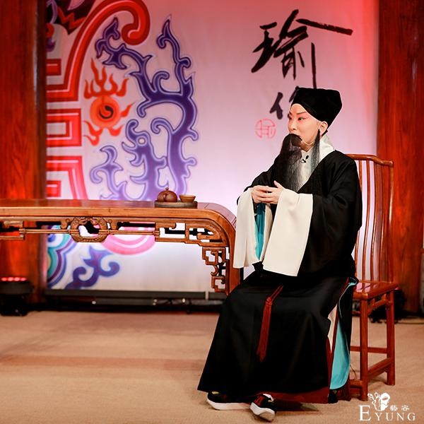 中国首档京剧脱口秀《瑜你台上见》上线，王珮瑜主持全场-4.jpg