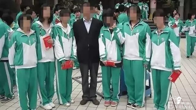 没有校服，就没有伤害？-12.jpg