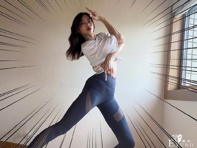 日本coser模仿JOJO立，这身材太让人羡慕了，马甲线一览无余-3.jpg