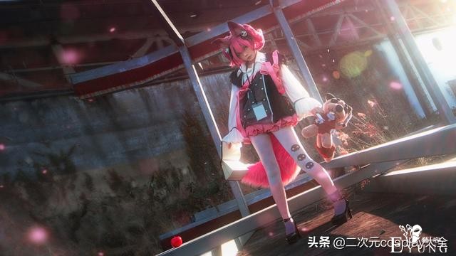 不想被学生知道玩cos的美术老师，却被学生认了出来-6.jpg