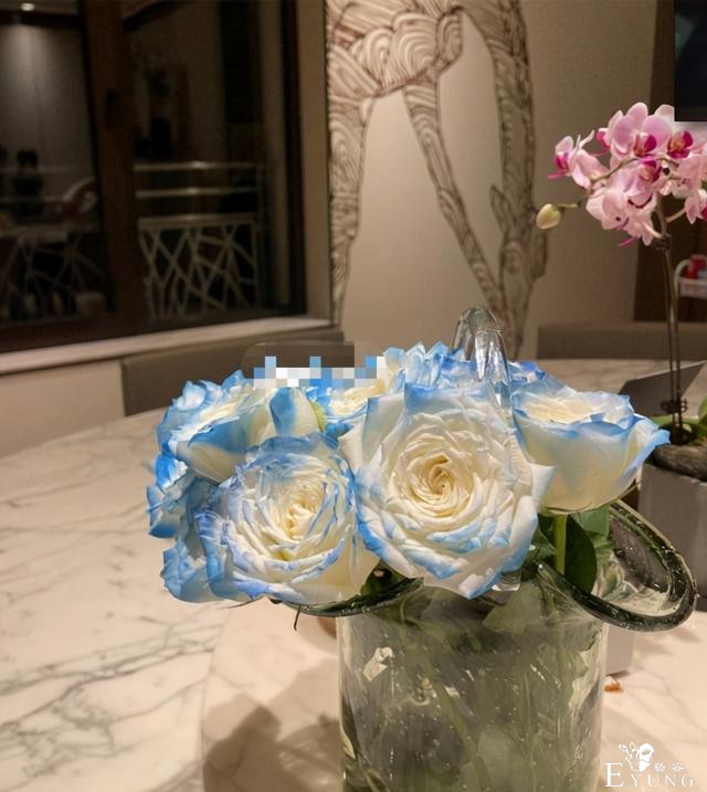 佘诗曼生日派对现场曝光，阿佘秀细腰长腿状态佳，尹正向佐现身-2.jpg