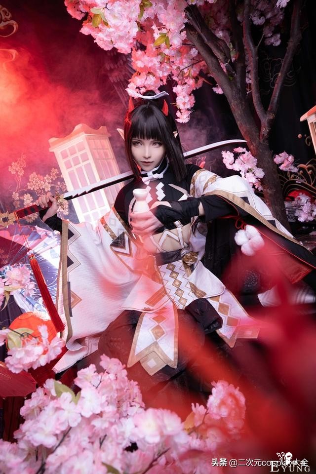 《阴阳师》天剑韧心鬼切cos，精致唯美布景用心，颜值甚得我心-4.jpg