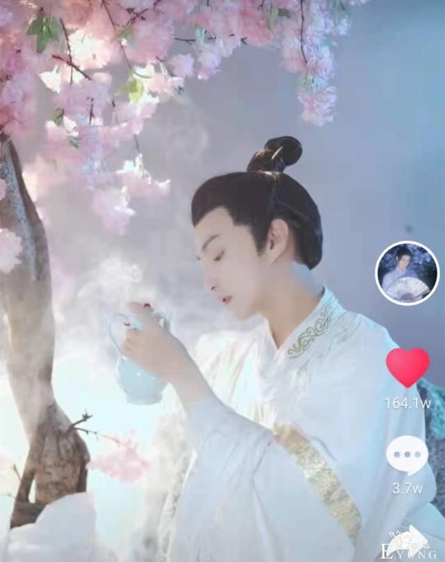 网红楚淇靠汉服爆红亚洲，却被一韩国账号盗用，本尊发声霸气回怼-12.jpg