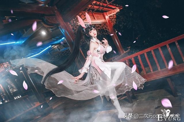 《斗罗大陆》小舞cos，轻盈柔美，帅起来也特别飘逸动人心-2.jpg
