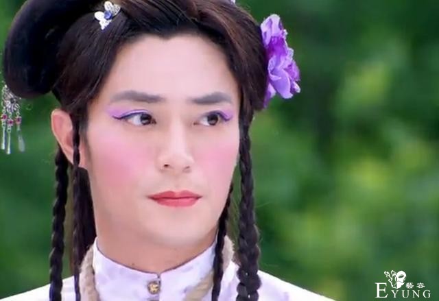 盘点那些让人惊艳的男扮女装，张国荣的出场绝了-7.jpg