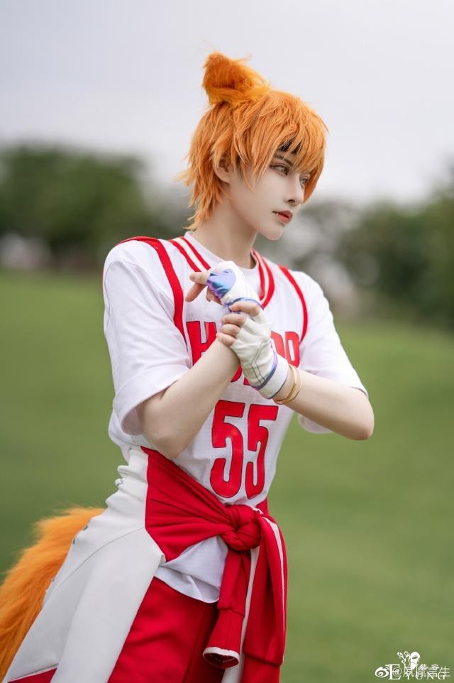 《王者荣耀》百里玄策cos，青春活力，可爱到想揉耳朵-3.jpg