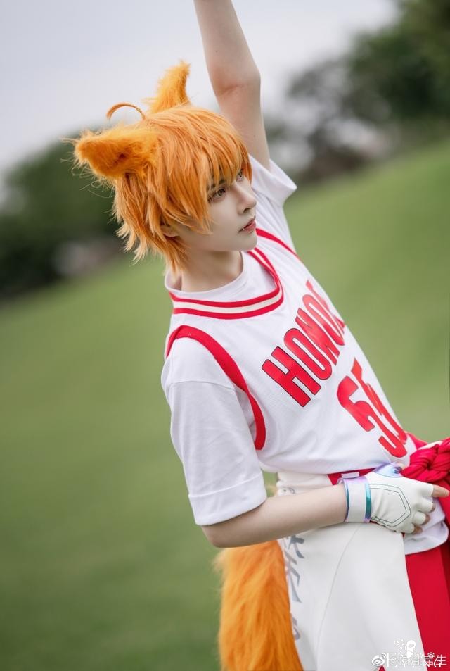 《王者荣耀》百里玄策cos，青春活力，可爱到想揉耳朵-7.jpg