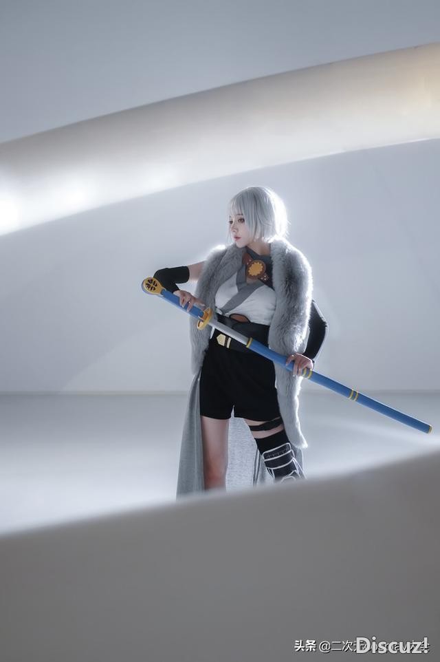 气势绝绝子！《灵笼》白月魁cos，这个眼神和颜值我太磕了-5.jpg