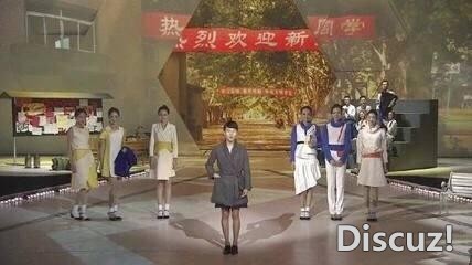 当老赖、恋爱脑，王思聪讽刺她被下降头，怎么还能捞金不断？-38.jpg