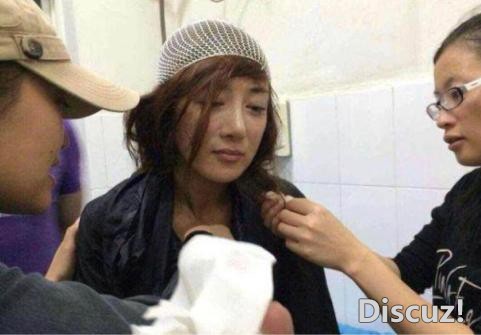 当老赖、恋爱脑，王思聪讽刺她被下降头，怎么还能捞金不断？-35.jpg