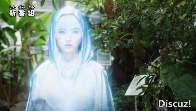 特利迦奥特曼第1集，幽灵美女现身，哥尔巴和卡尔蜜拉围攻特利迦-2.jpg