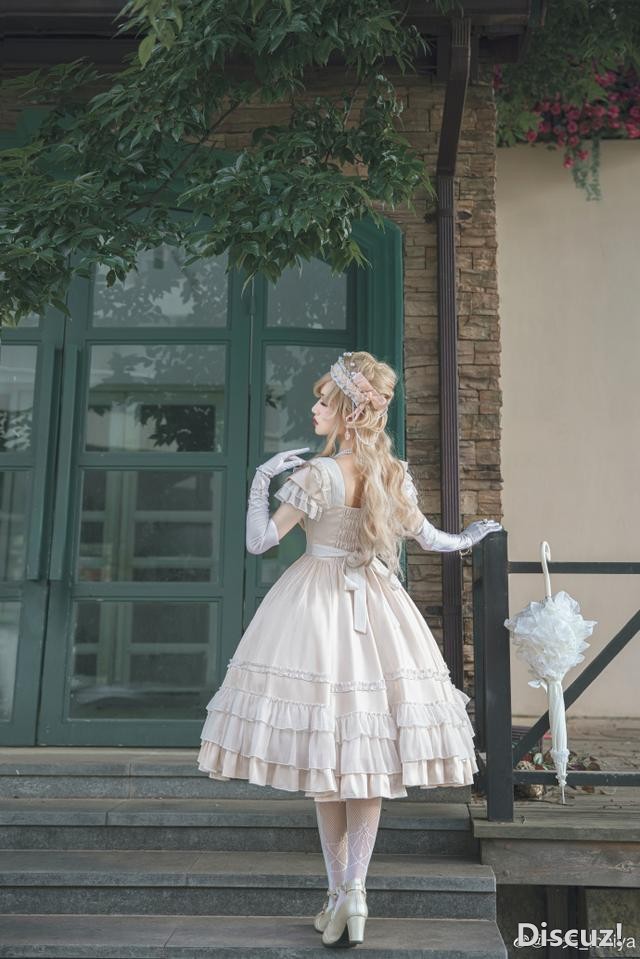玫瑰舞会Lolita：优雅美丽，有在逃公主的感觉-9.jpg