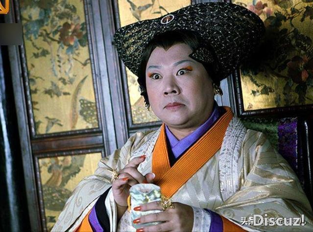大型盘点那些令人爆笑的史诗级反串（男扮女篇）-11.jpg