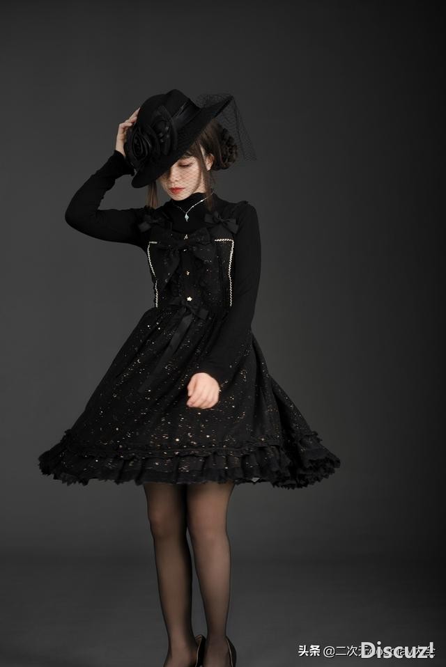 妹子喜欢jk制服，到成为妹摄，原因是想记录美好的一面-4.jpg