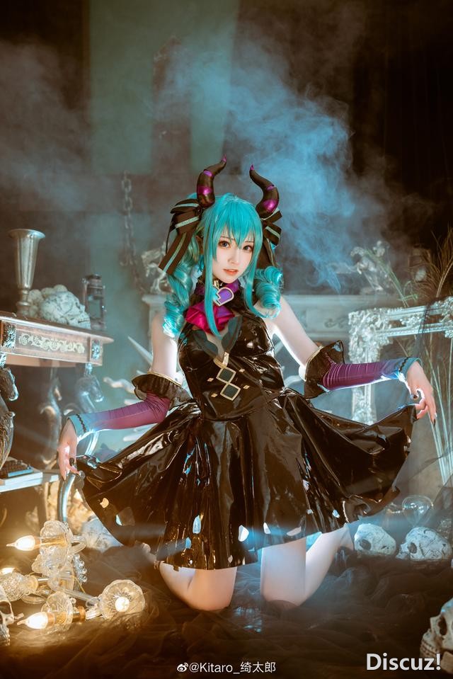 初音未来小恶魔cos，超级无敌可爱，不管怎么样都好可爱-1.jpg