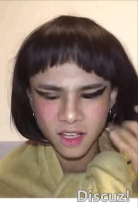 化女妆穿女装，对镜摆性感pose，男人美起来，可真没女人什么事了-40.jpg