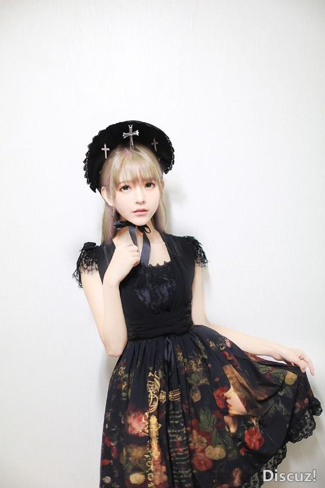 韩国第一美少女的各种cos-1.jpg