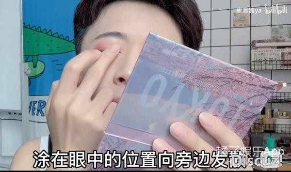 美到模糊性别？这些女装大佬化妆前后对比惊人，叫声老婆不过分吧-31.jpg