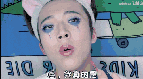美到模糊性别？这些女装大佬化妆前后对比惊人，叫声老婆不过分吧-38.jpg
