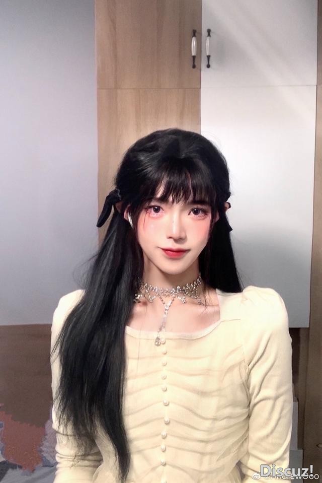美到模糊性别？这些女装大佬化妆前后对比惊人，叫声老婆不过分吧-60.jpg