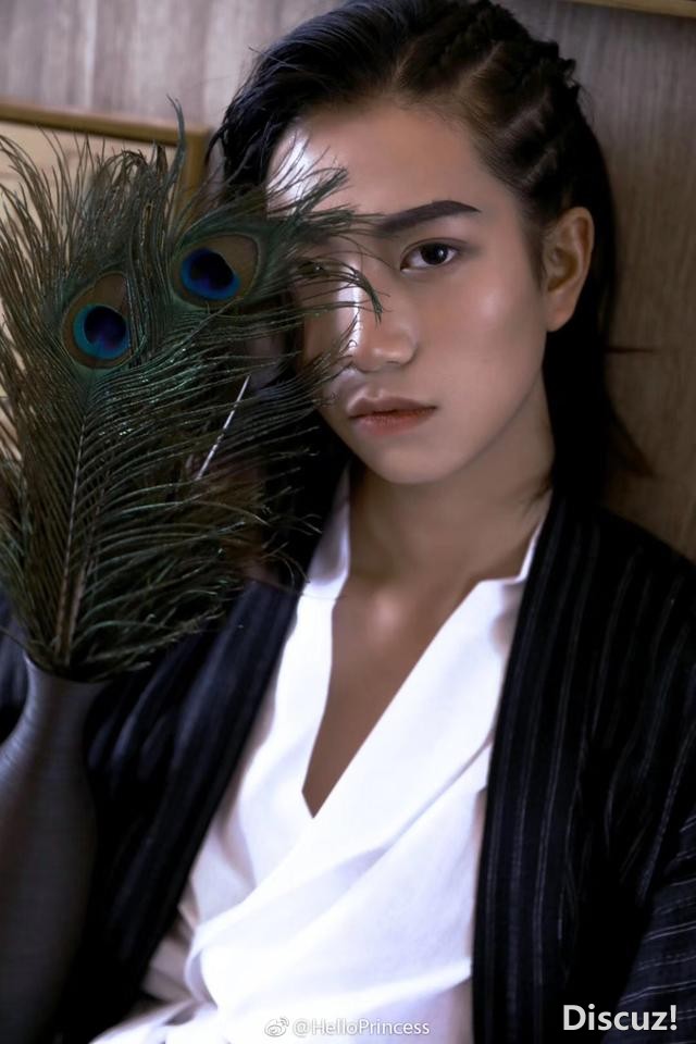 美到模糊性别？这些女装大佬化妆前后对比惊人，叫声老婆不过分吧-63.jpg