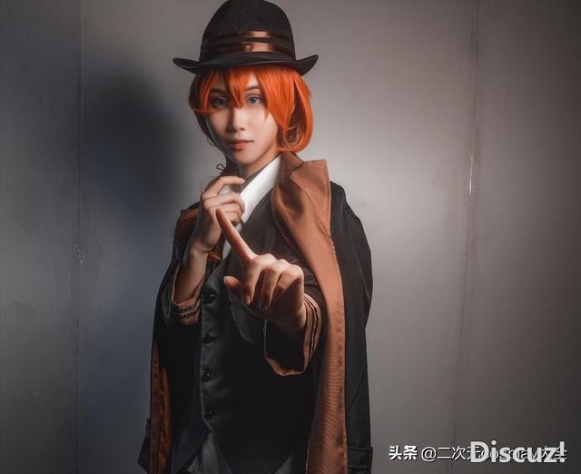 气质到位！《文豪野犬》中原中也cos，眼神有点酷酷哒-2.jpg
