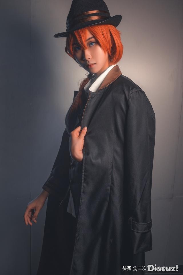 气质到位！《文豪野犬》中原中也cos，眼神有点酷酷哒-3.jpg