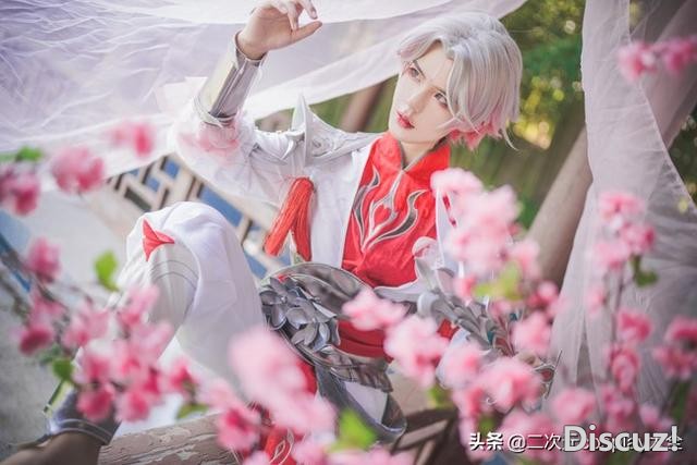 她为我们讲述关于《樱兰高校男公关部》，和cosplay的魅力-3.jpg